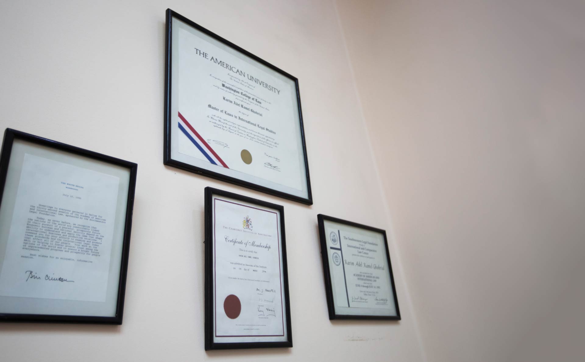 WE ARE CROSS BORDER
BUSINESS ORIENTED